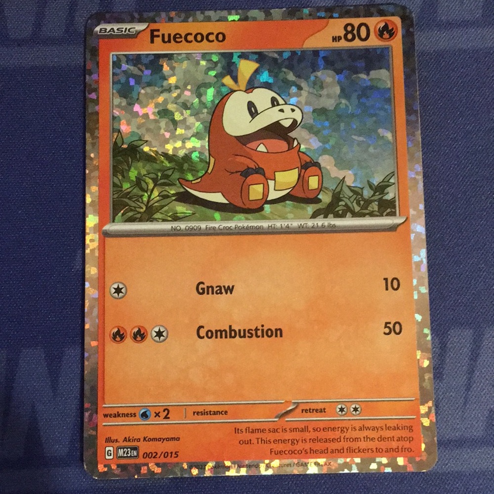 Fuecoco Pokémon card hologram